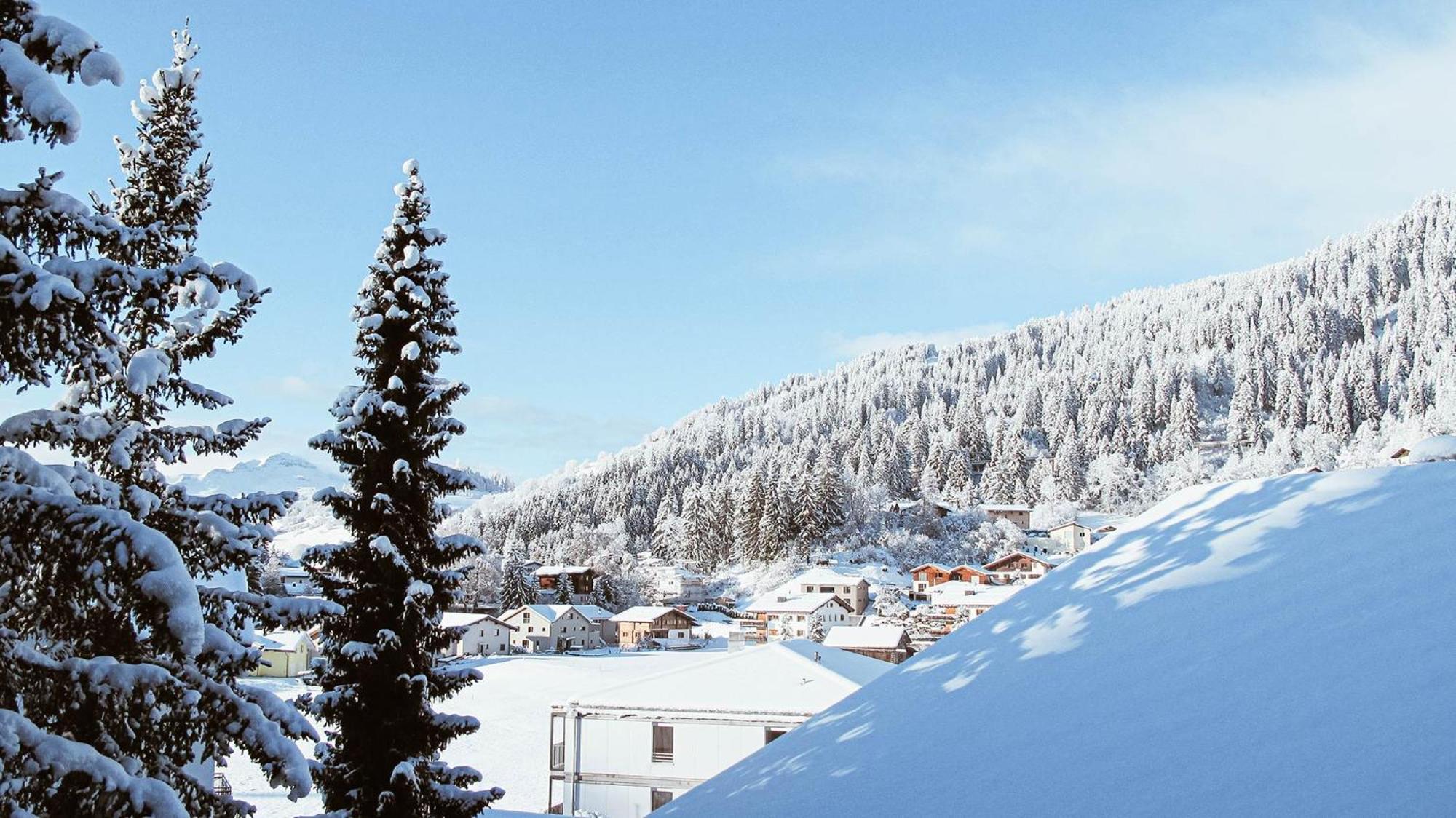 Black Summit Boutique Resort Laax Ngoại thất bức ảnh