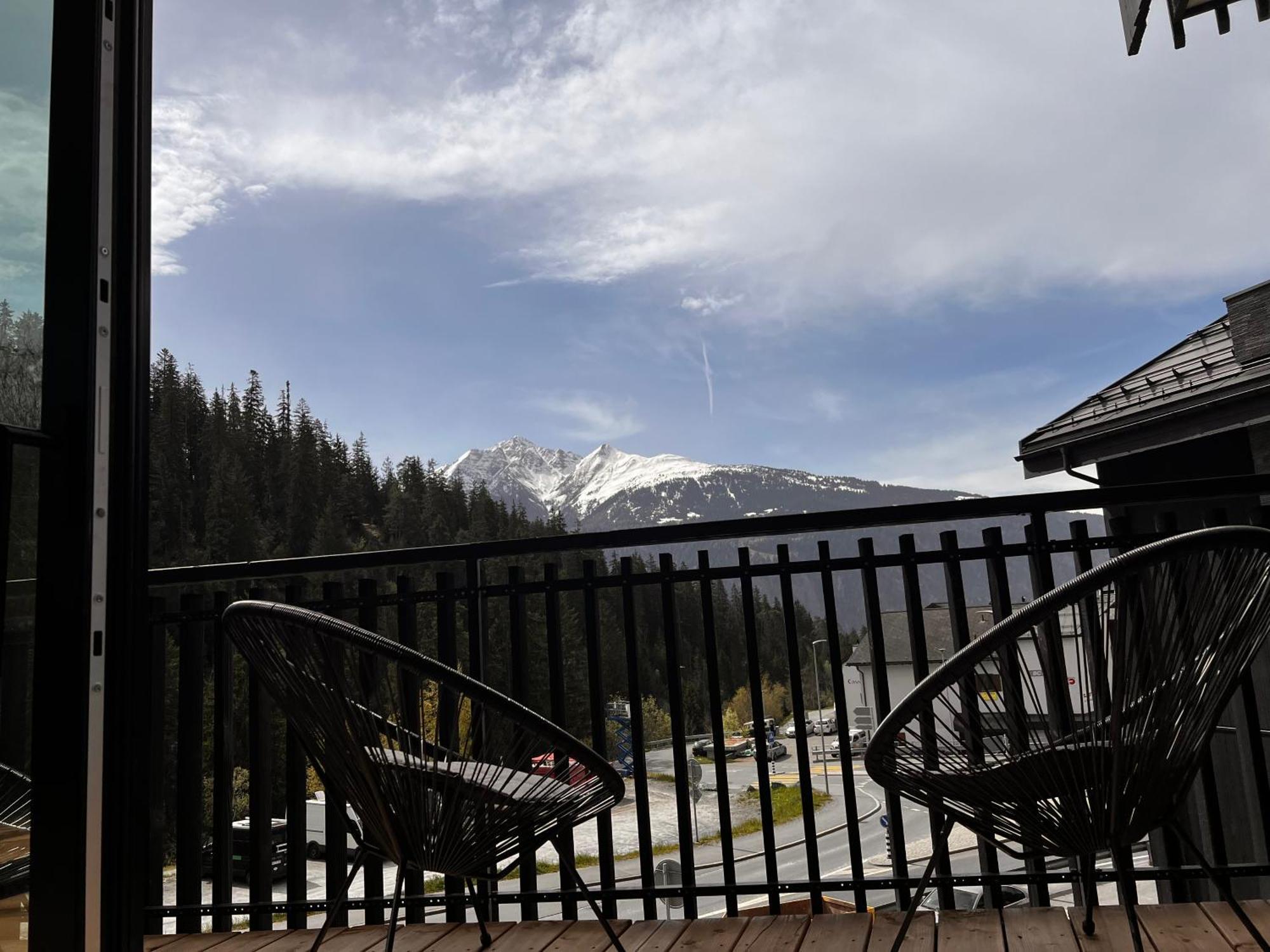 Black Summit Boutique Resort Laax Ngoại thất bức ảnh