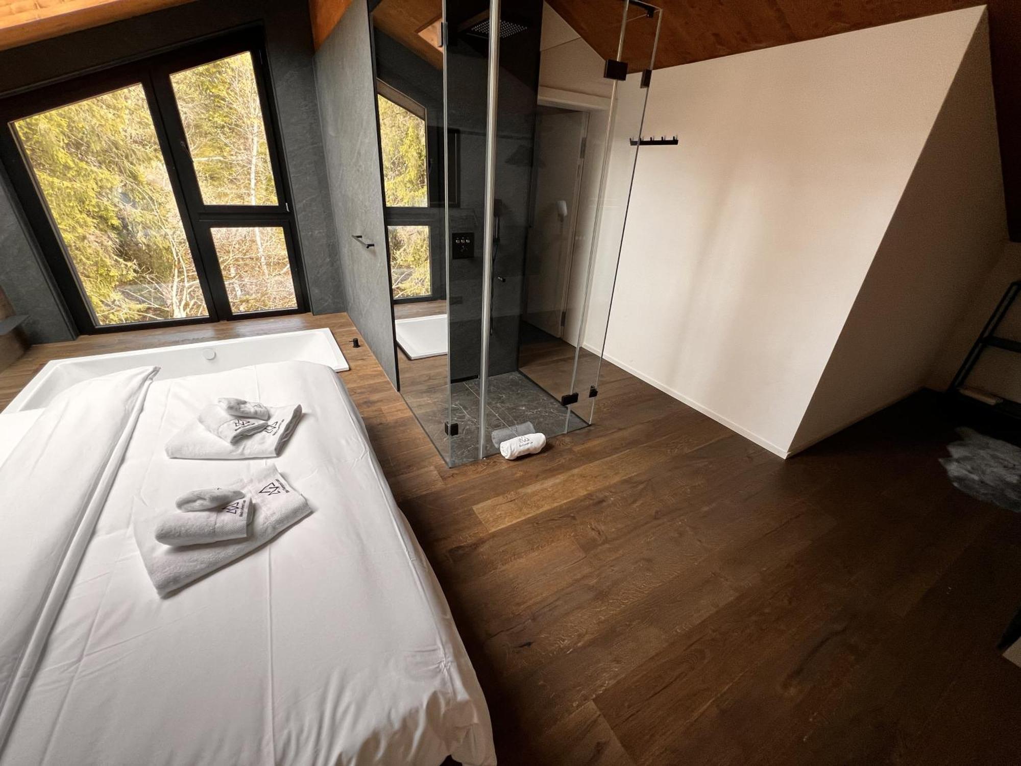 Black Summit Boutique Resort Laax Ngoại thất bức ảnh