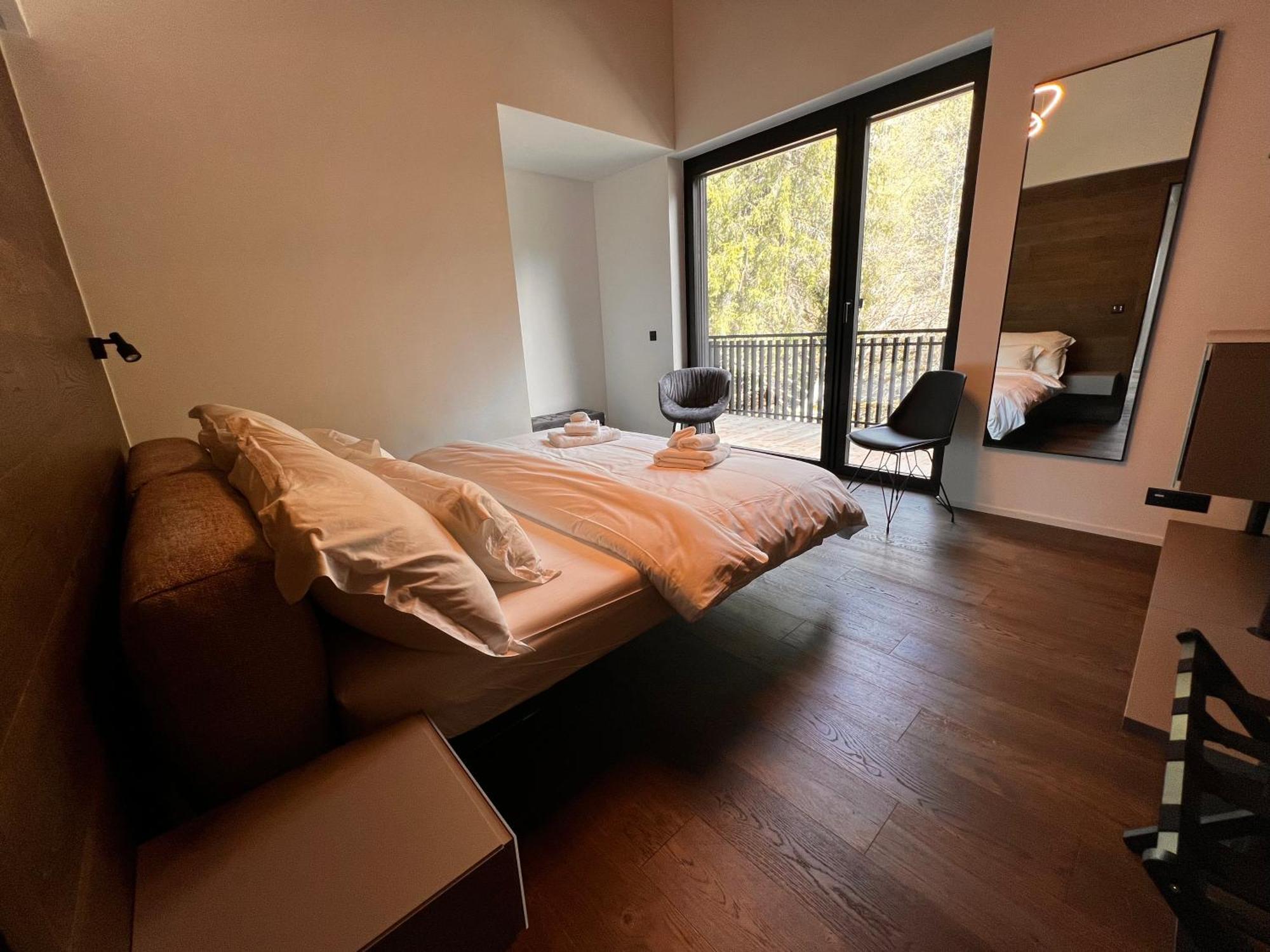 Black Summit Boutique Resort Laax Ngoại thất bức ảnh