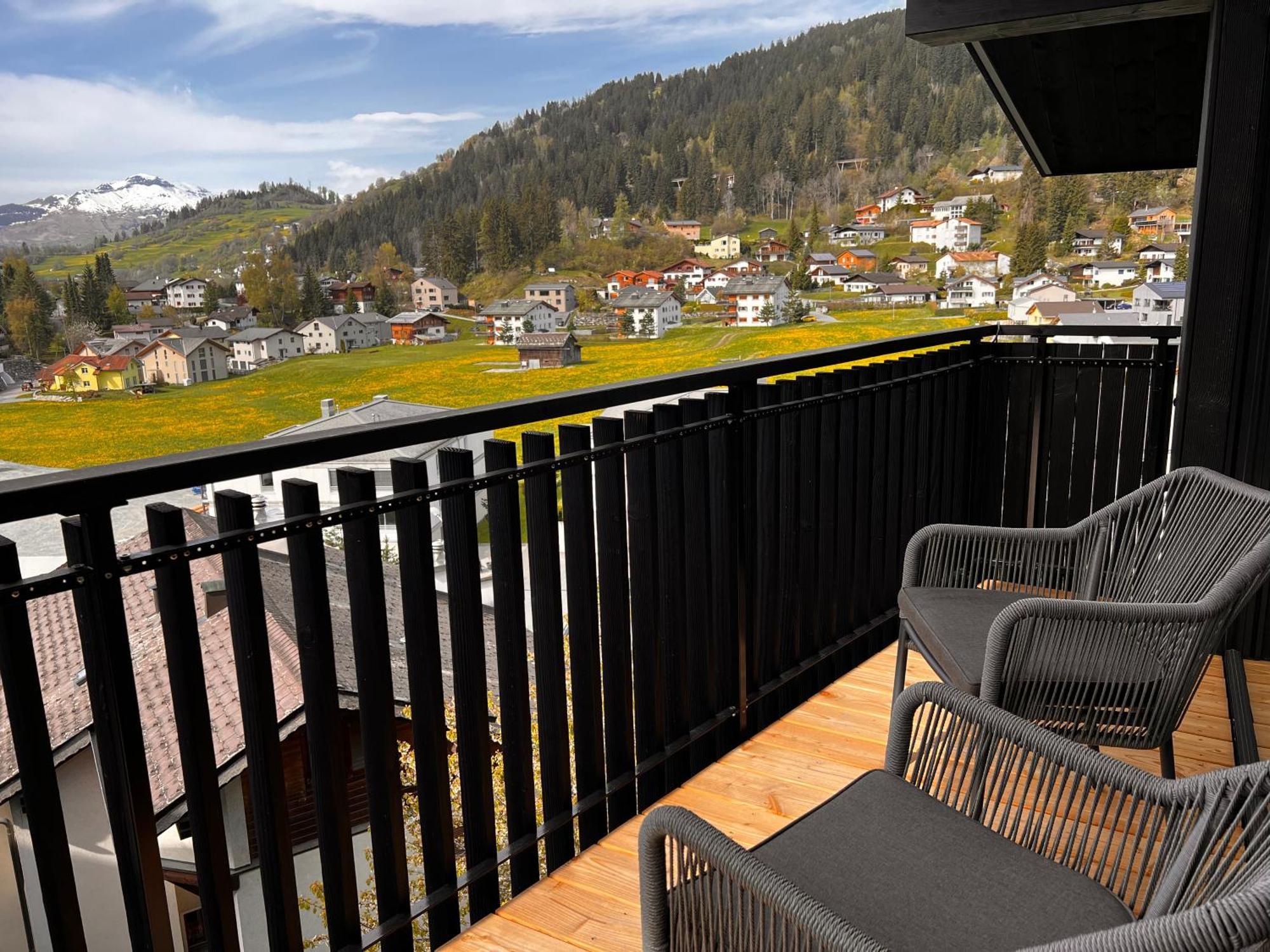 Black Summit Boutique Resort Laax Ngoại thất bức ảnh